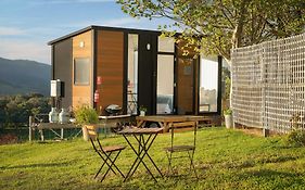 Nichol Road Hideaway 1 At Annies Retreat By Tiny Away